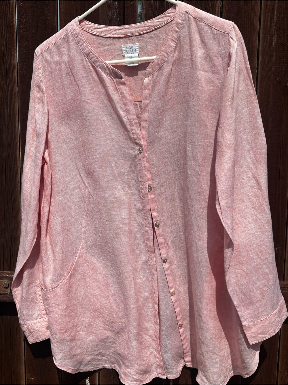 Women's Lightweight Pinky-peachy Button-down Shirt